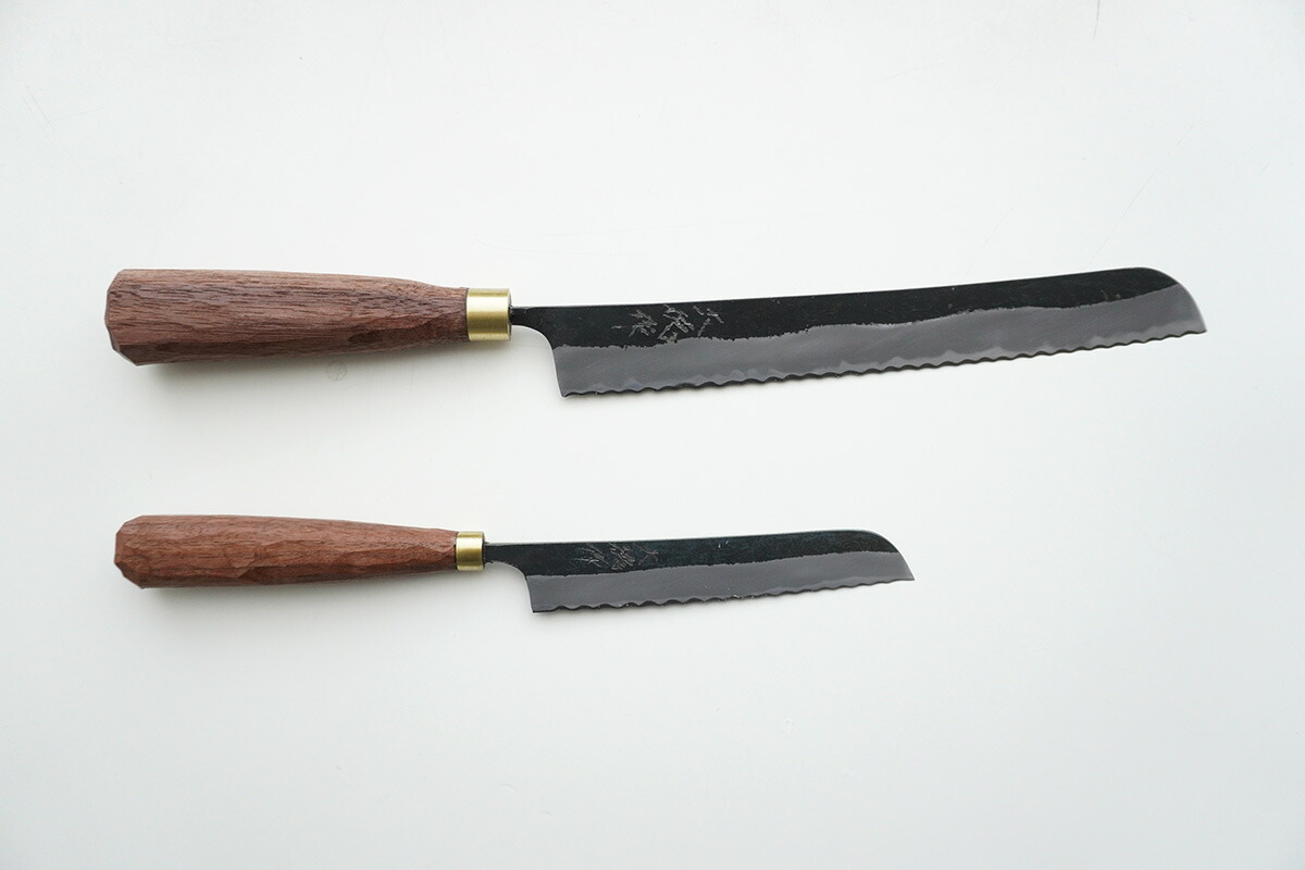 鍛冶職人 赤畠大徳 ｜ 黒打パン切り包丁 120mm