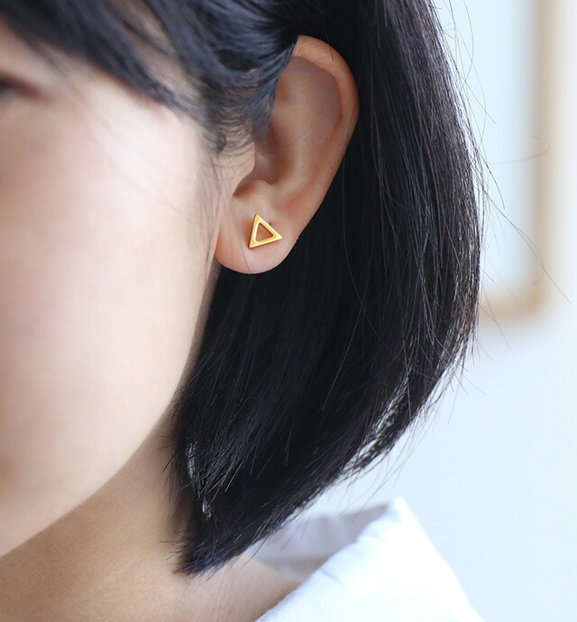 Baqless (バックレス) ピアス トライアングル ゴールド/シルバー