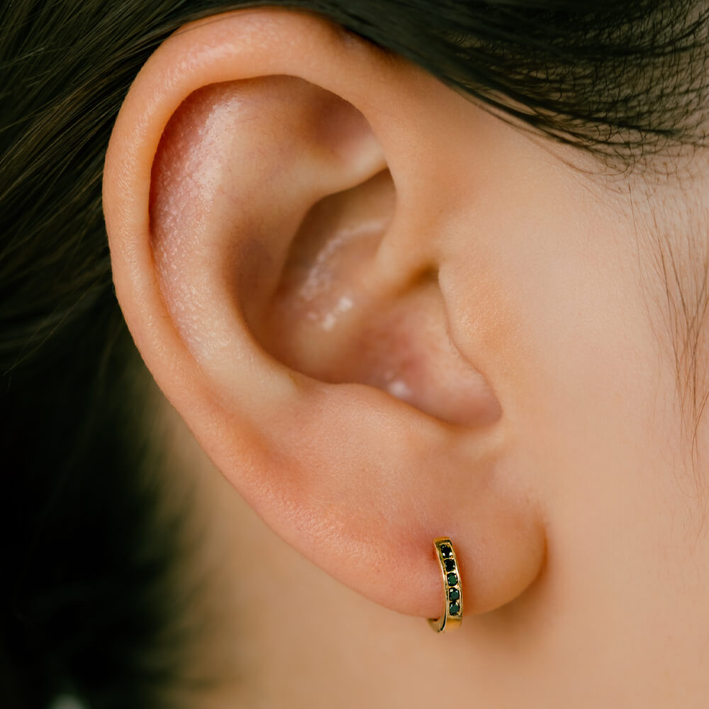 楽天市場】K18天然ブラックダイヤモンド フープ ボディピアス・軟骨