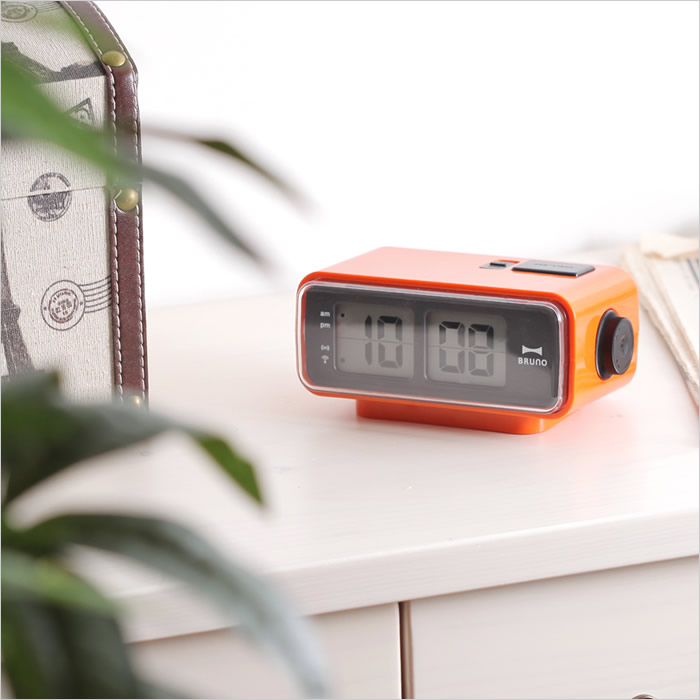 インテリアショップ roomy BRUNO LCDレトロアラームクロック S