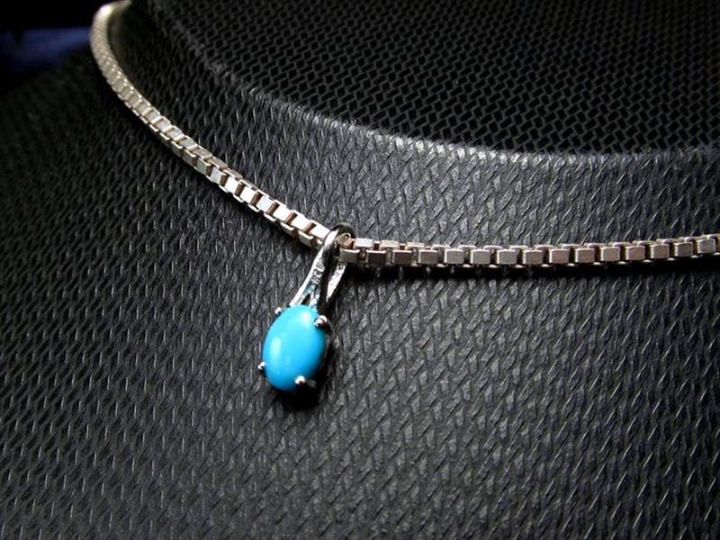 特別大特価 ターコイズ ペンダントトップ オーバル型 石サイズ縦約7mm