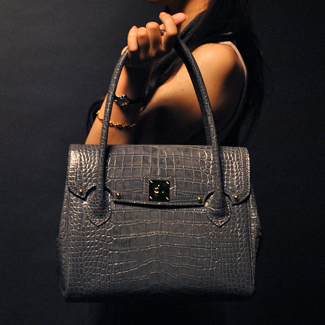 楽天市場】雑誌掲載 ドラマで人気女優使用 濱野 バッグ クロコ型押し