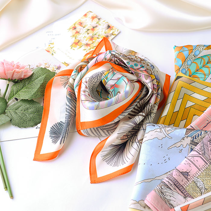 楽天市場】【2枚でオマケ付き♪】シルクサテンプチスカーフ【シルク100