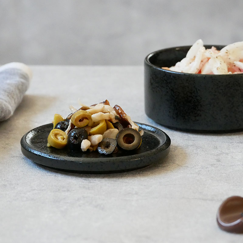 重ねて収納、おしゃれな保存容器。