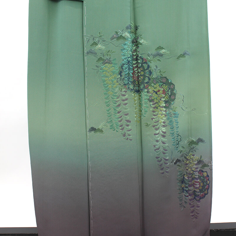中古】 付下げ レディース 正絹 緑 紫 藤 松 刺繍 豪華 身丈162cm 裄丈