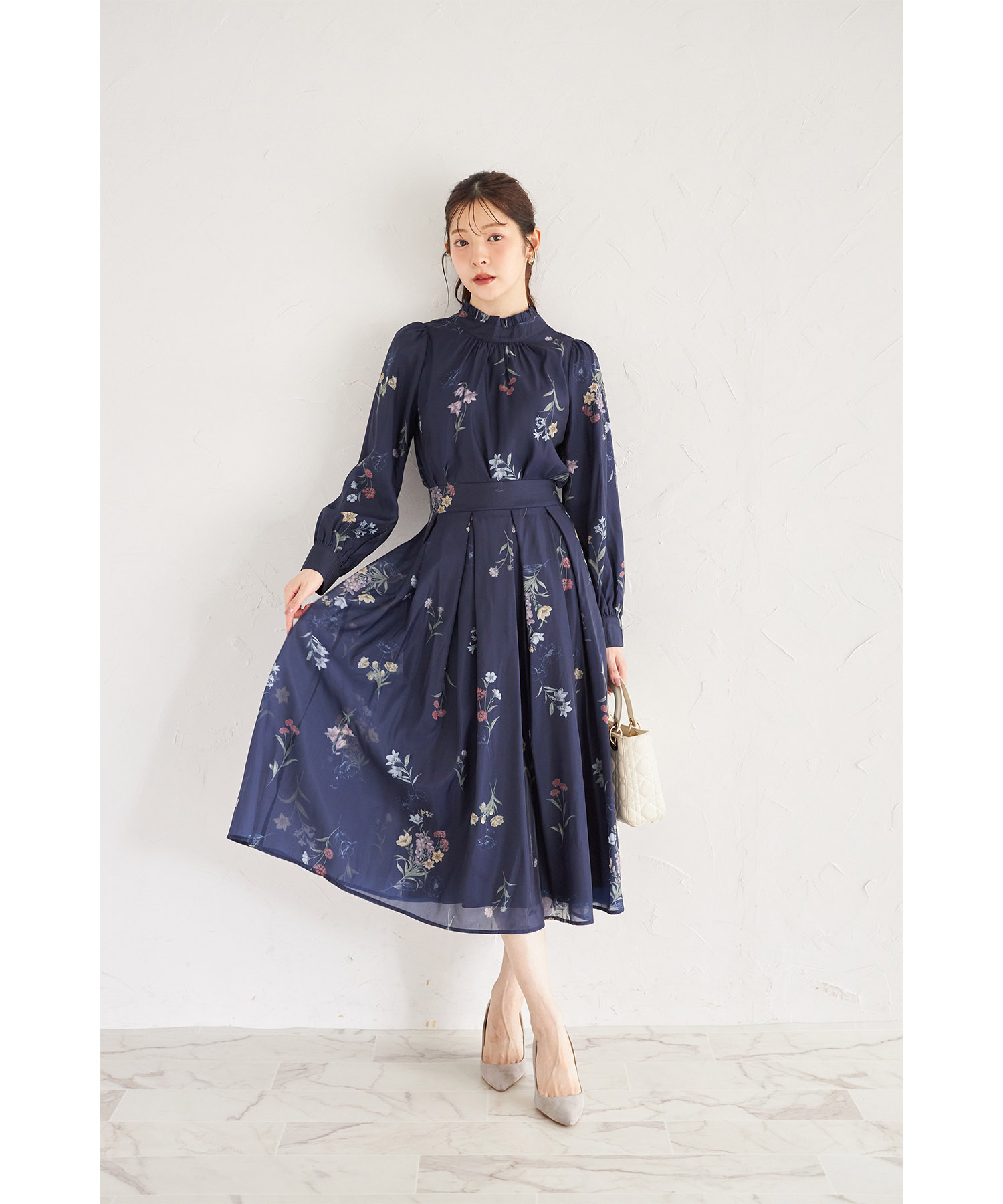 前後2WAYボウタイリボンボタニカルフラワーシアーブラウス