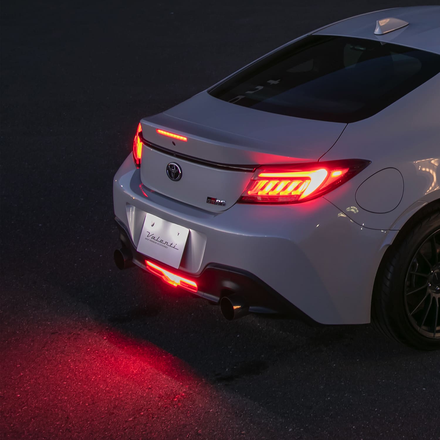 トヨタGR86(ZN8)・スバルBRZ(ZD8)専用ジュエル LEDハイマウント