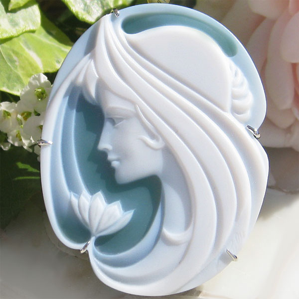 本場ドイツ直輸入の上質なストーンカメオ カメオ専門店 千年ジュエリー