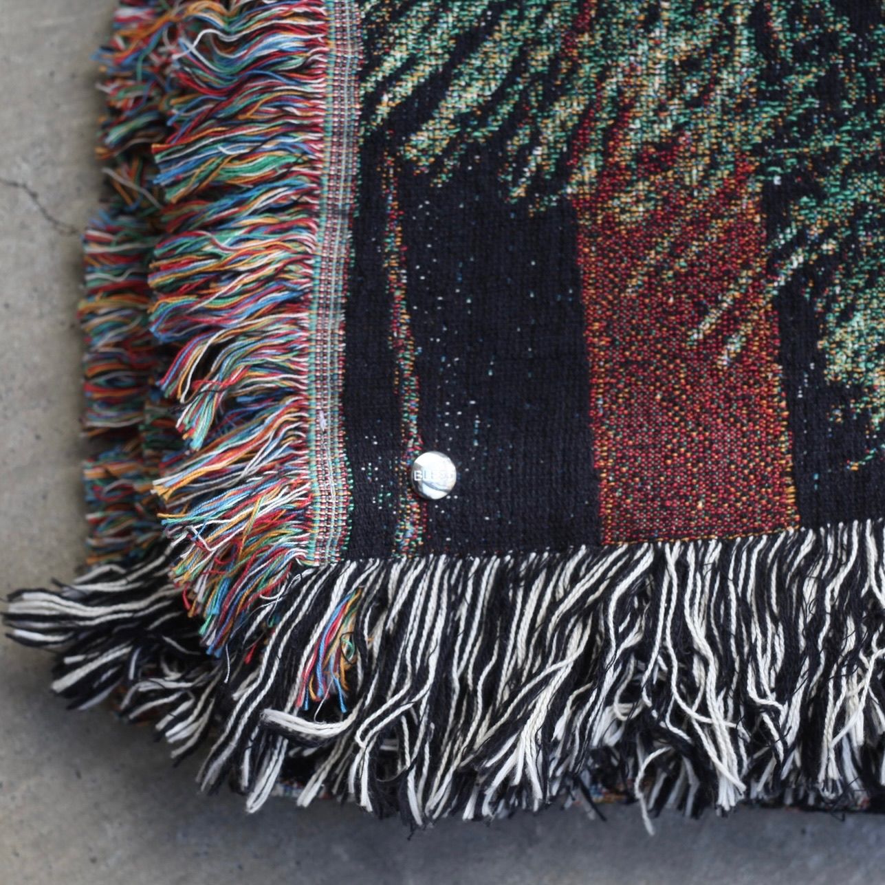 BLESS - 【残り一点】Fountain Blanket | ACRMTSM ONLINE STORE