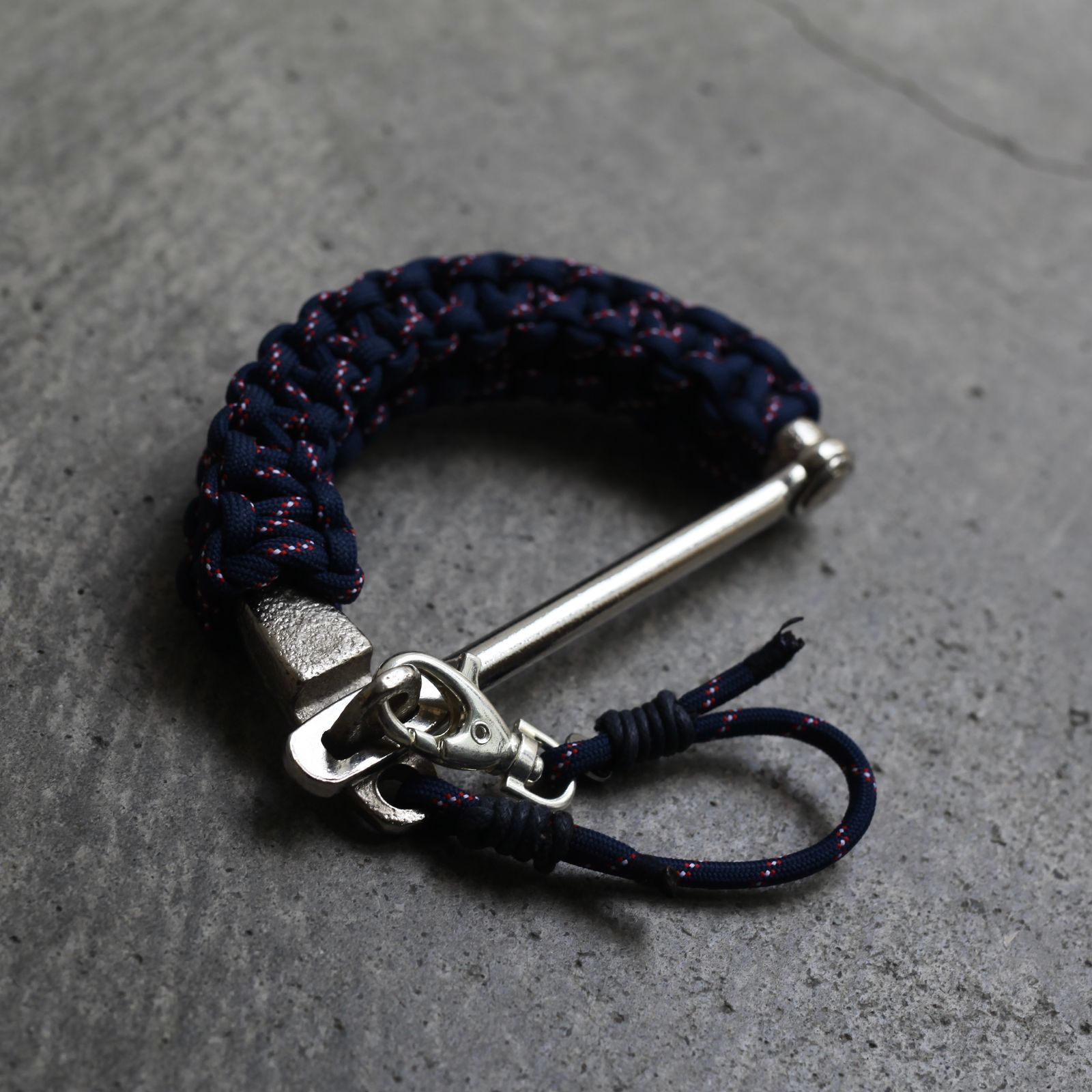 BLESS - 【残り一点】Handle Leather | ACRMTSM ONLINE STORE