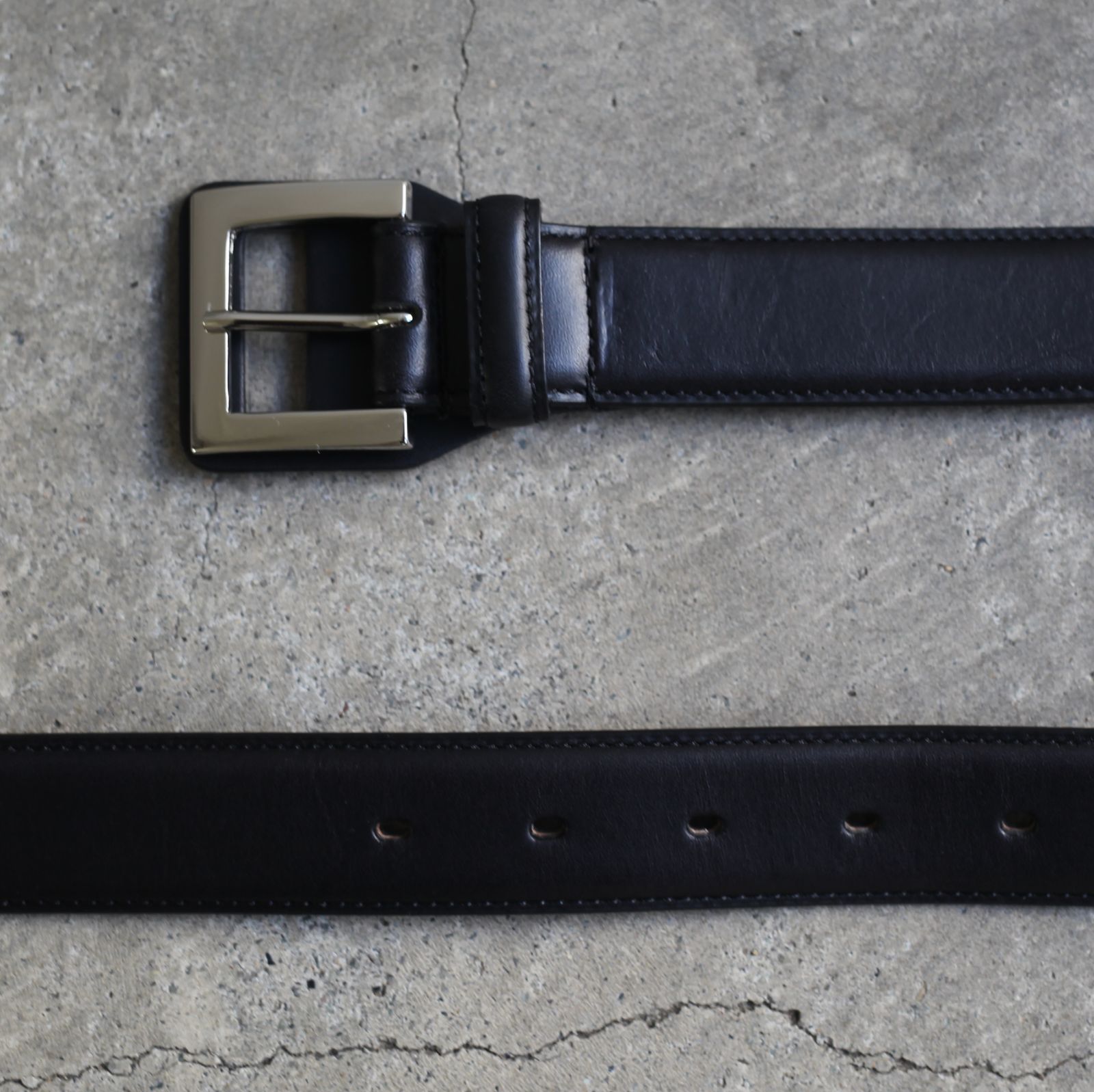 JOHNLAWRENCESULLIVAN - 【残り一点】Leather Pin Buckle Belt