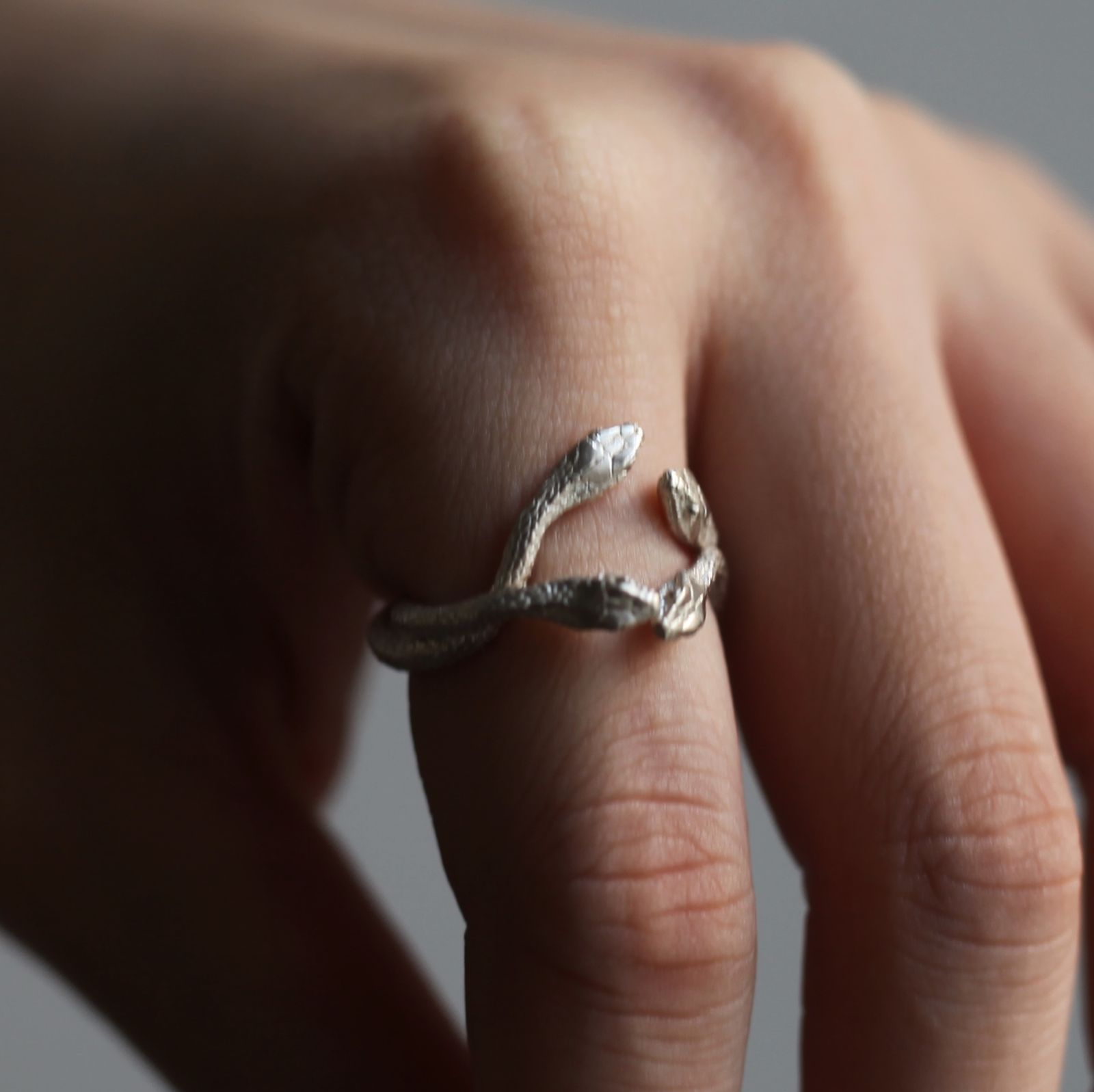 ELCAMI - 【お取り寄せ注文可能】メデューサ蛇リング(SILVER/ダイヤ