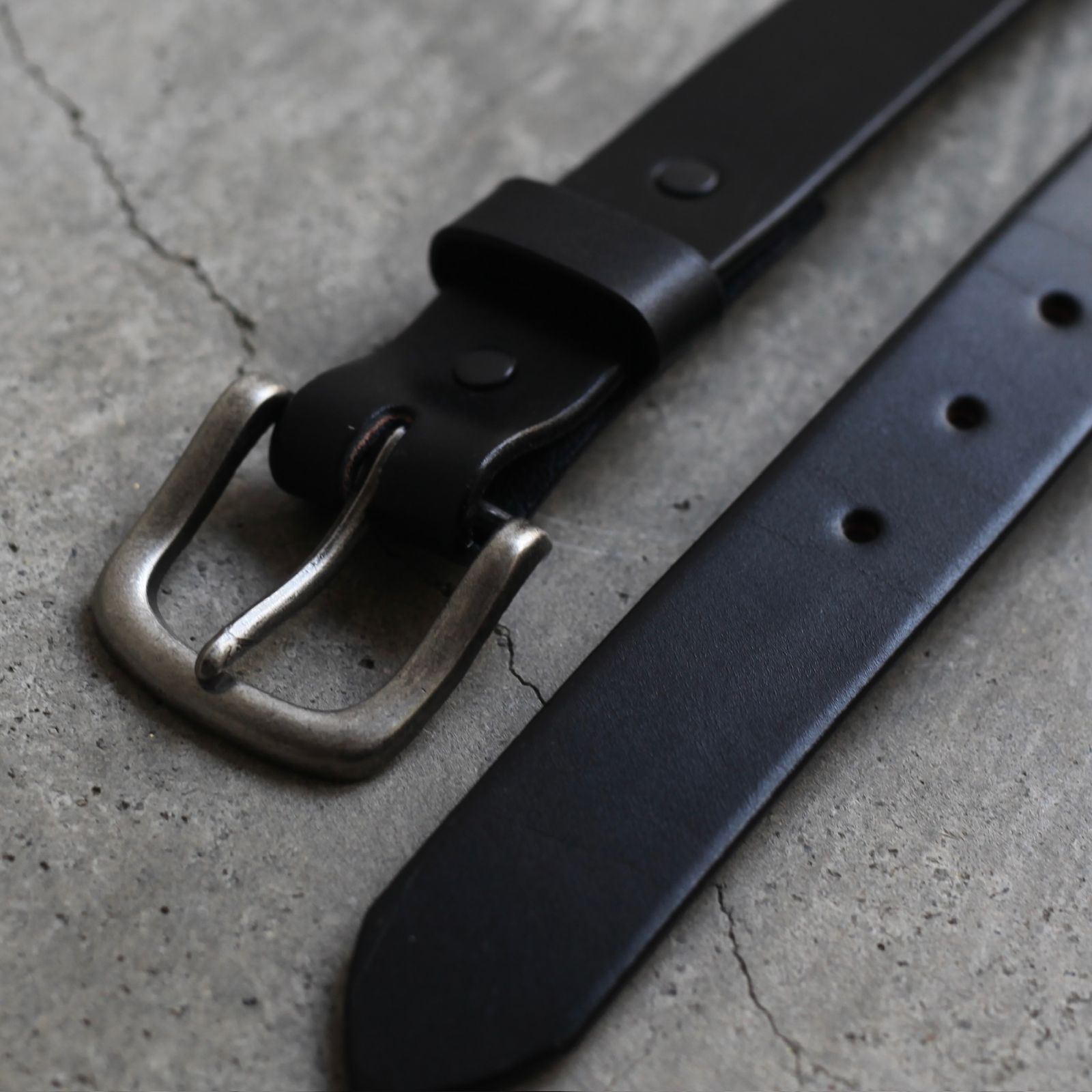 TORY LEATHER - 【残りわずか】1-1/4 Strap Belt(BLACK×NICKEL