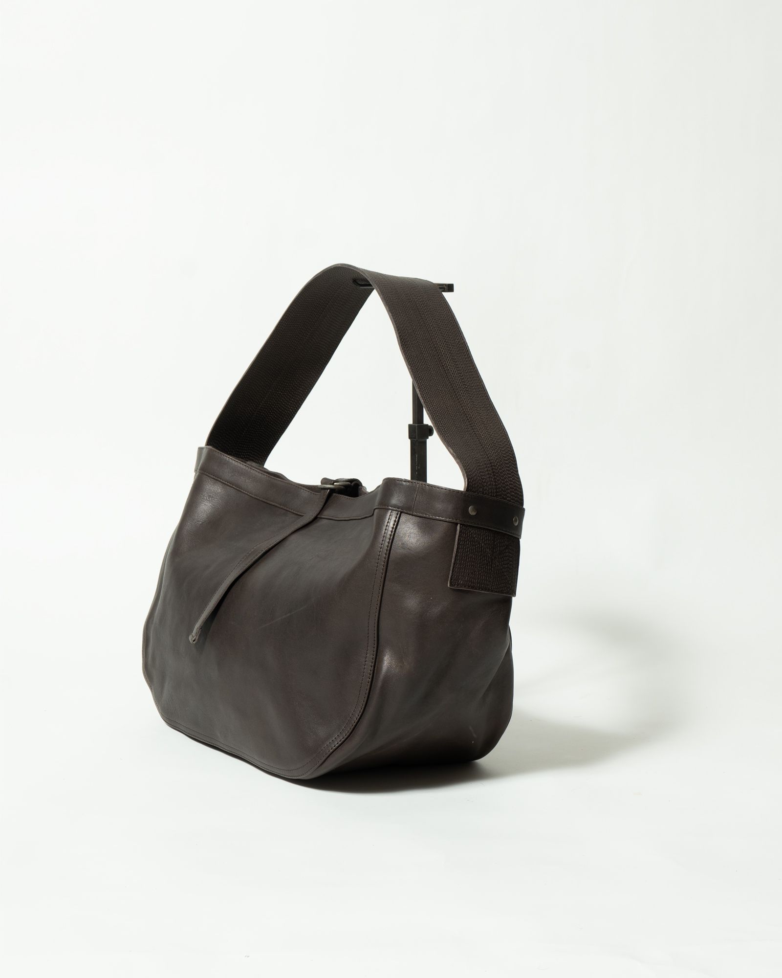 T.T - Lot.004 Newsboy Bag Horse Leather Black - TAIGA TAKAHASHI