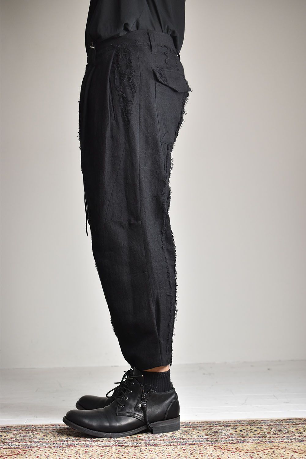 D.HYGEN - Wool SCAB Broken Stripe Jacquard Wide Cropped Pants