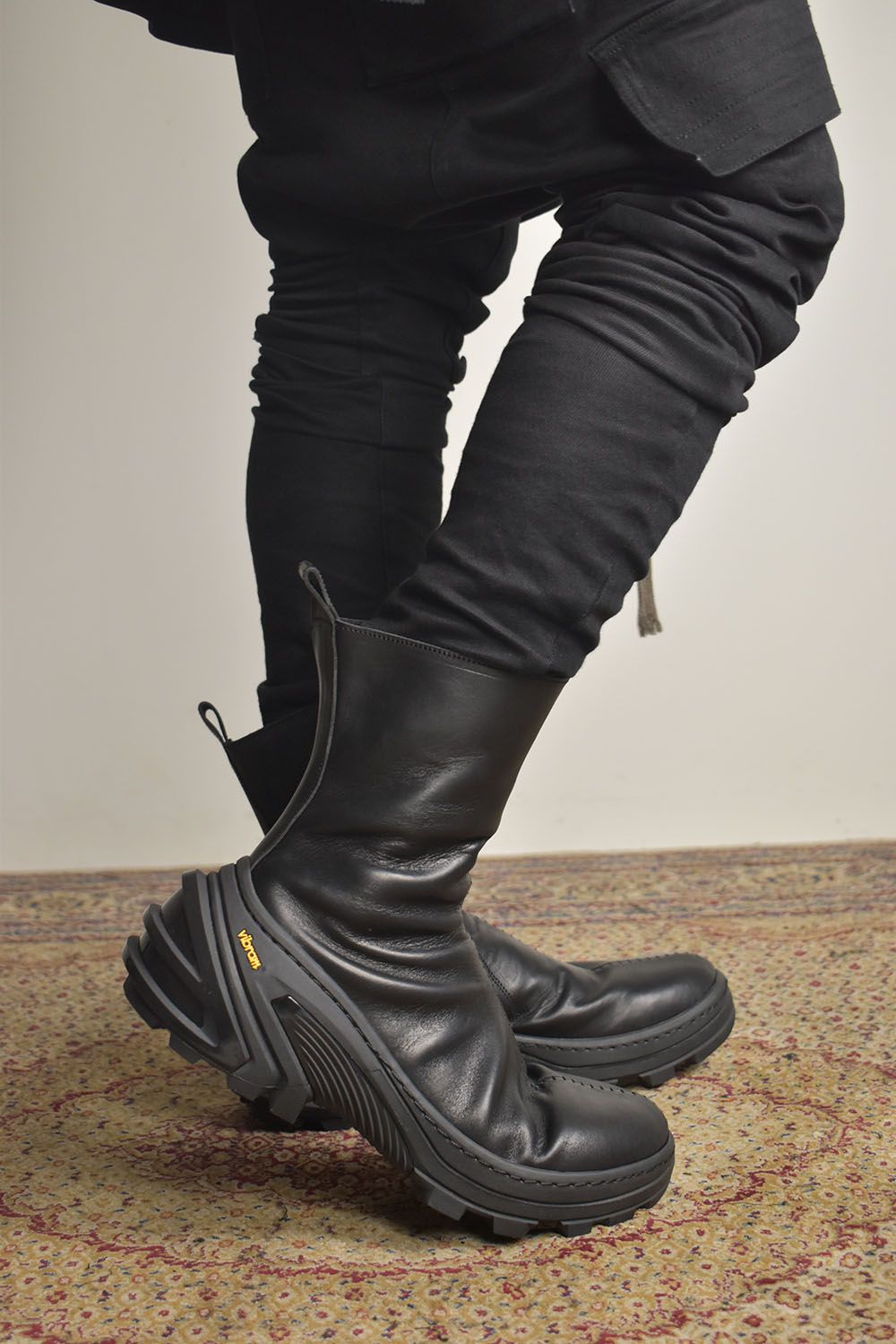 prasthana - Over Lock Side Zip Boots_Maryam Horse Front 