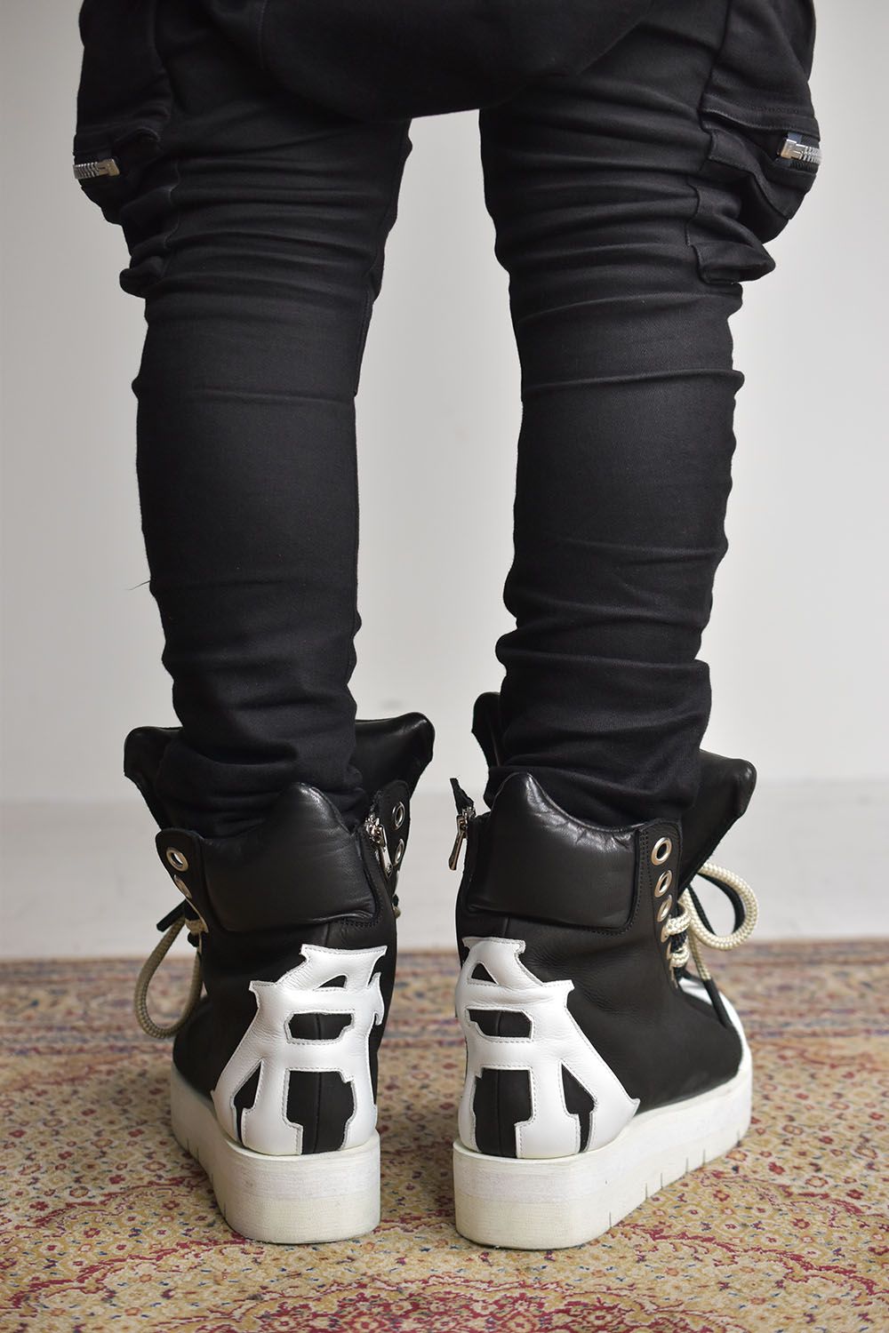 A.F ARTEFACT - High Cut Sneakers