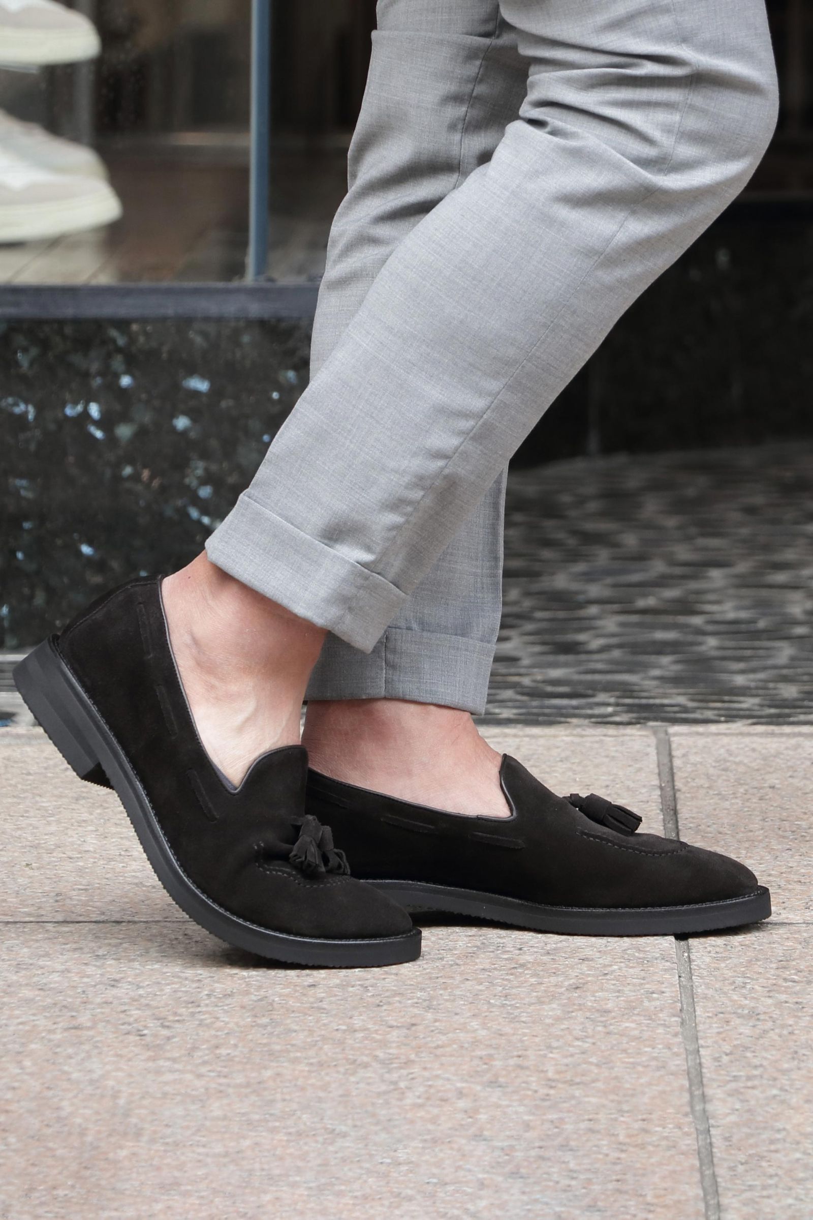 WH - 【ふにゃ男シリーズ】ヤヌスカーフ スエード タッセルローファー