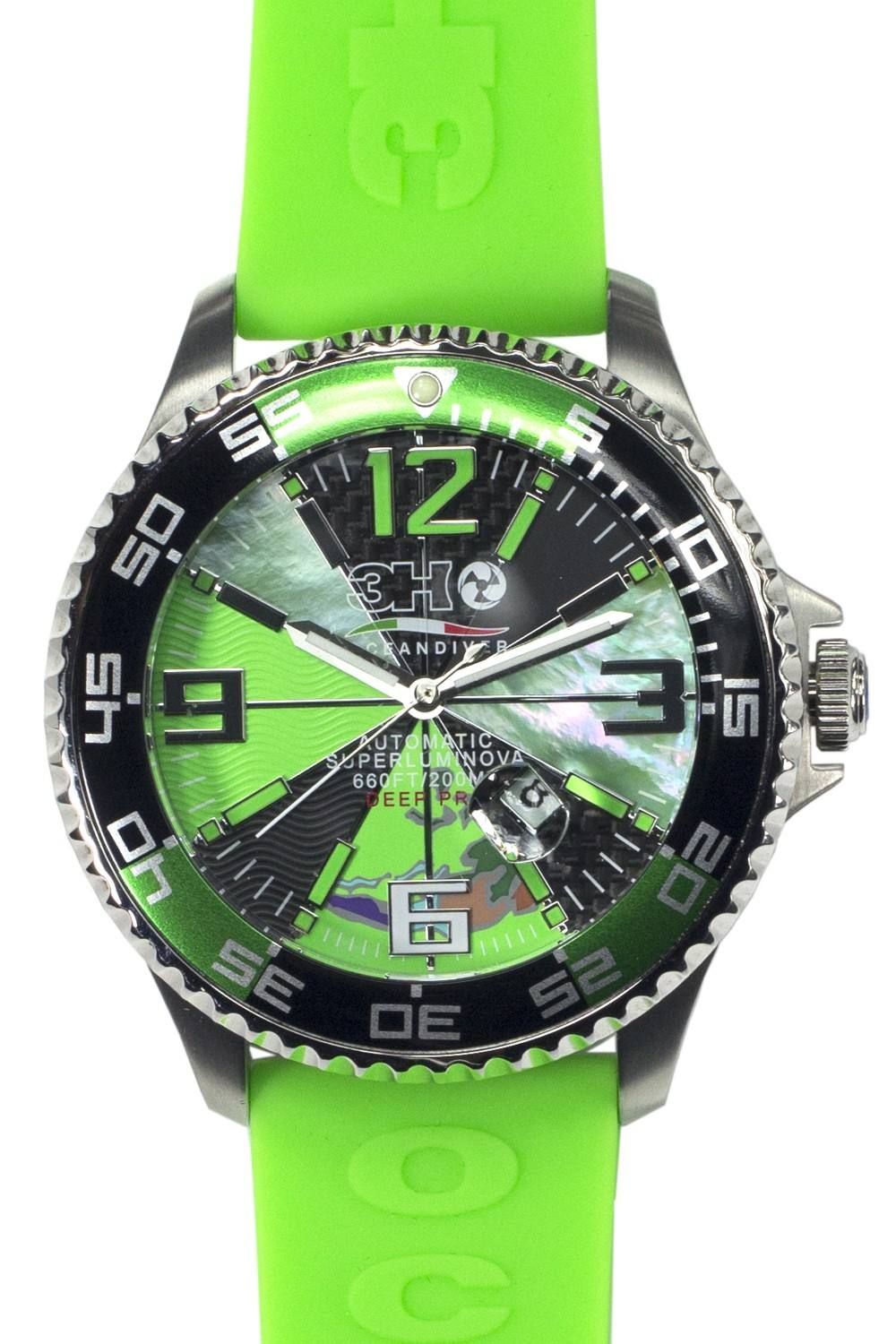 これぞ”オトナのアソビ” 。アクセサリー感覚で身につける機械式