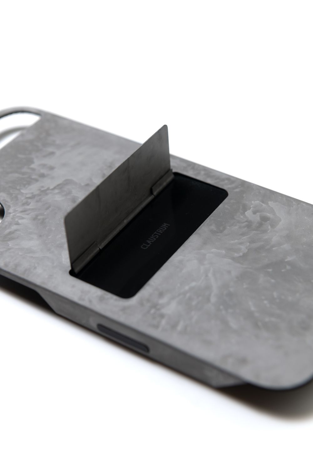 CLAUSTRUM - 【iPhone16 PLUS対応】FLAP series / CONCRETE MATTE