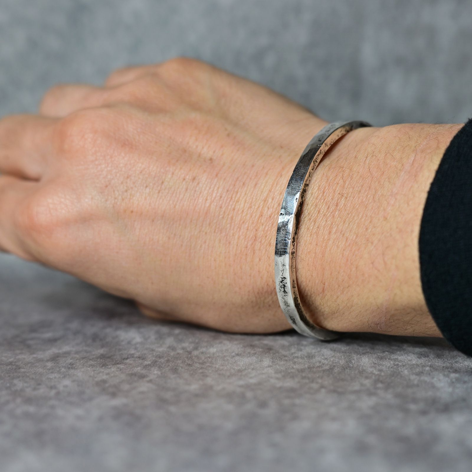 JUN UEZONO - STRAIGHT BANGLE NARROW （M）｜ SILVERS 純銀 | chord