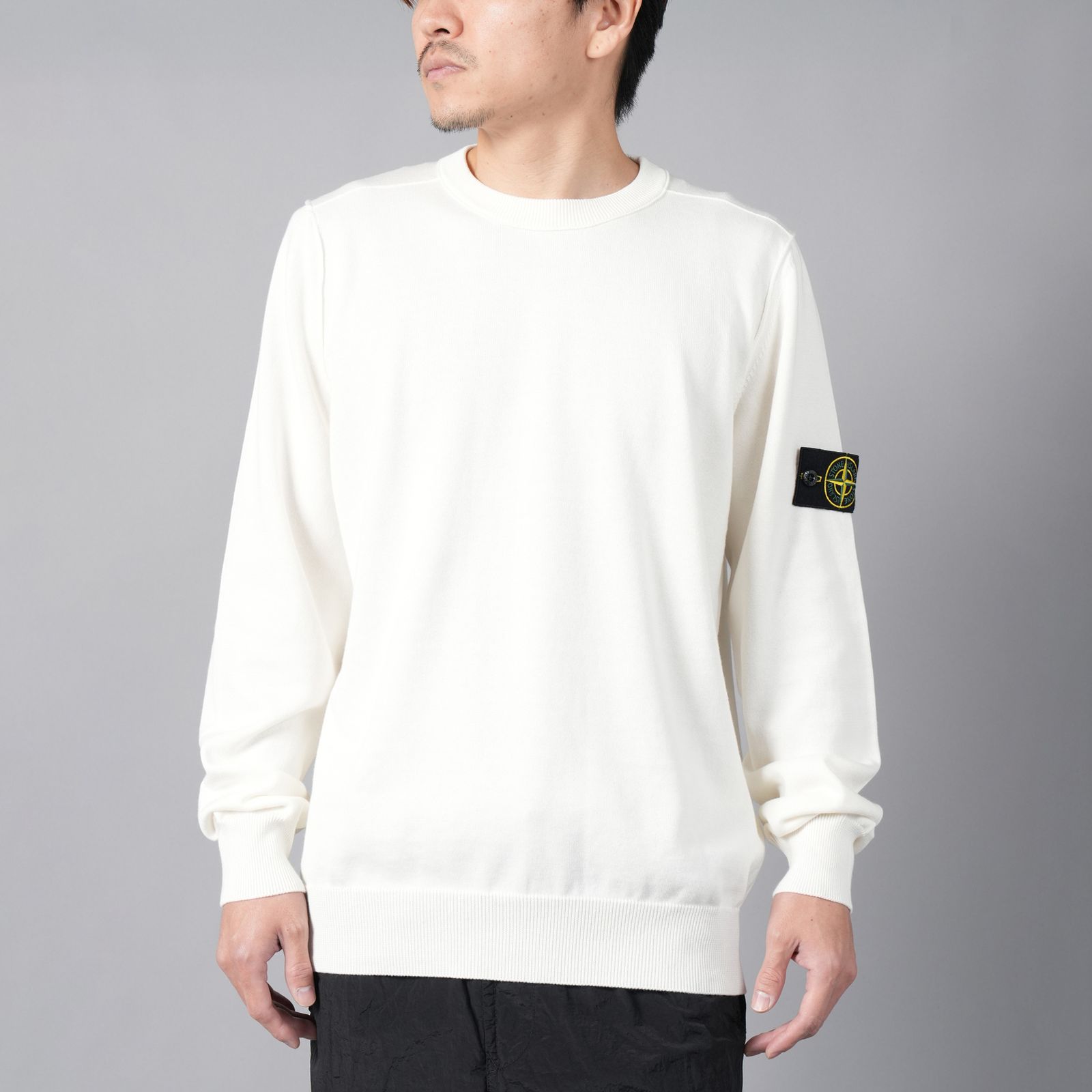STONE ISLAND】ストーンアイランド 定番人気「ニット」のメンズ商品