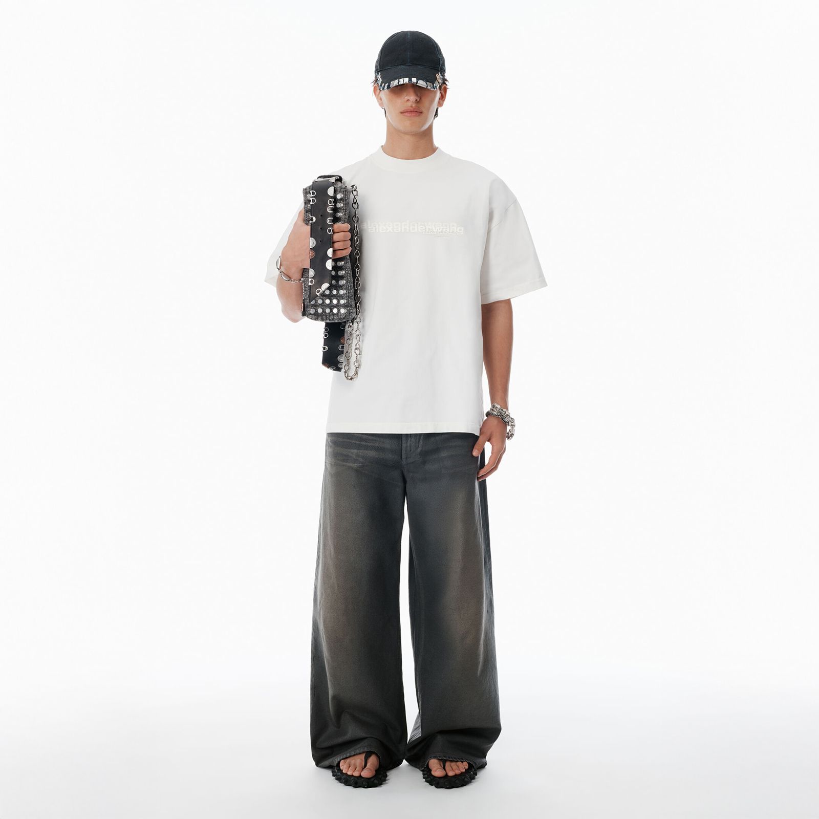 9ZxxZEE9EEGU.jpg?width=768