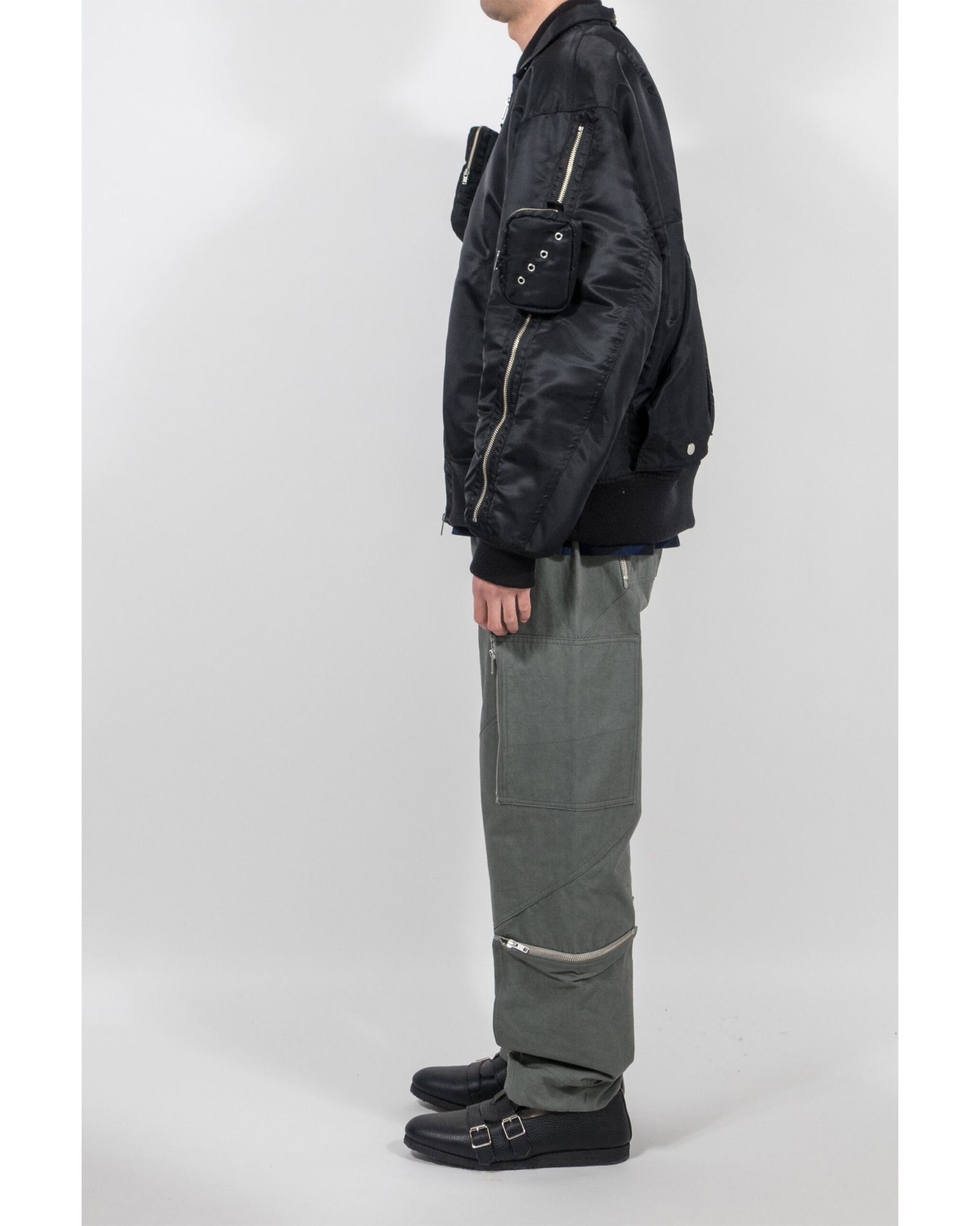 PHINGERIN - Moving Flight Jacket | fakejam