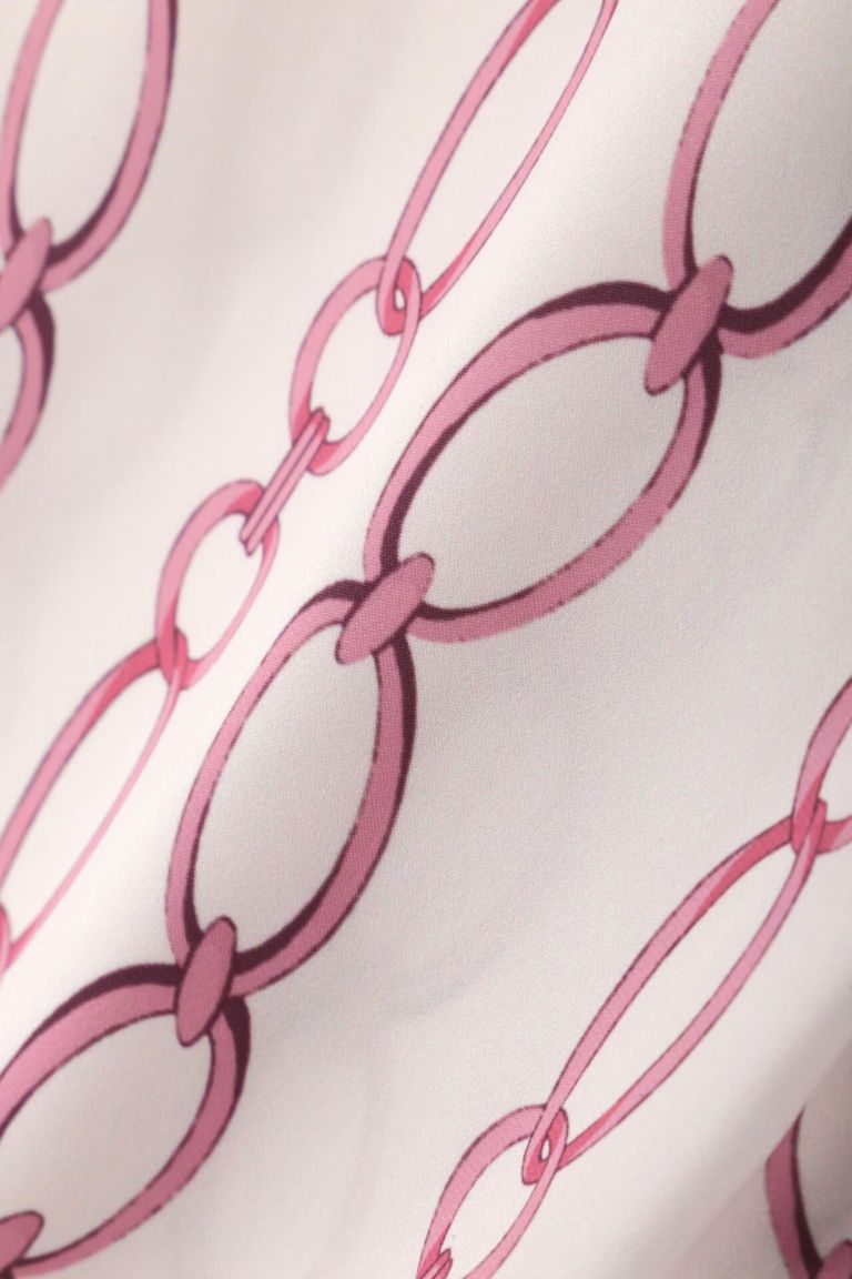 PINKY&DIANNE - チェーンプリントボウタイブラウス（ピンク