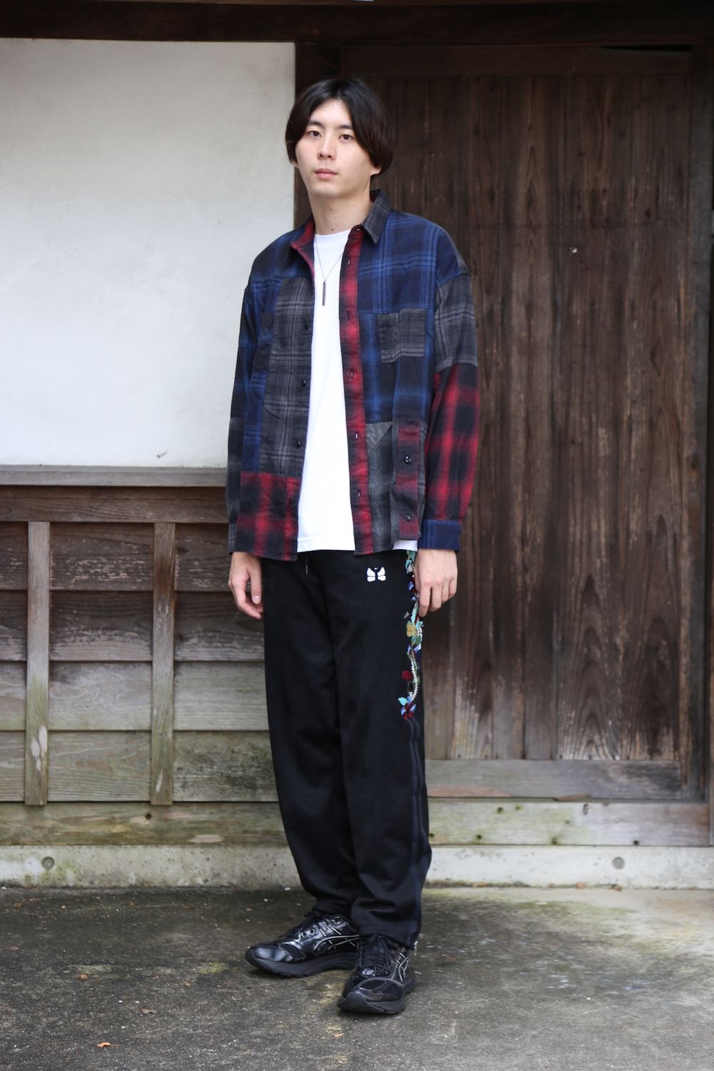 doublet CHAOS EMBROIDERY SUEDE TRACK PANTS 