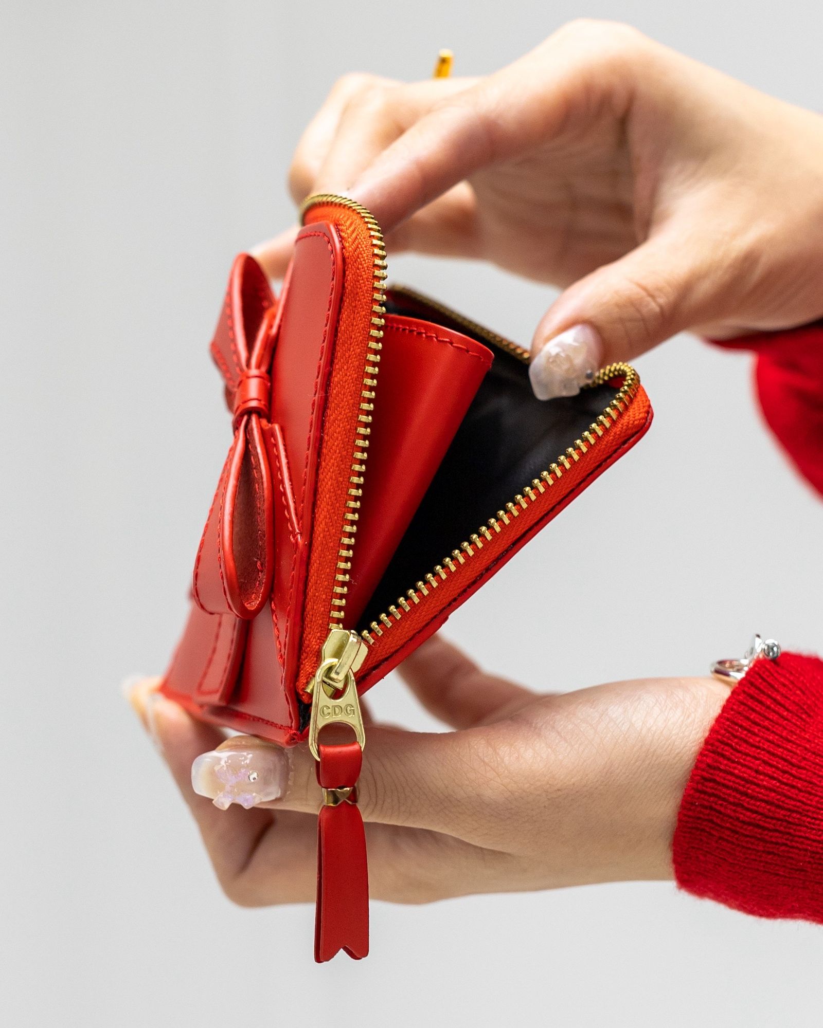 Wallet COMME des GARCONS - コムデギャルソン 財布 Big Bow Zip