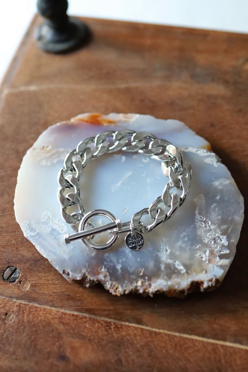 H4bzYXZodpL1.jpg?width=768