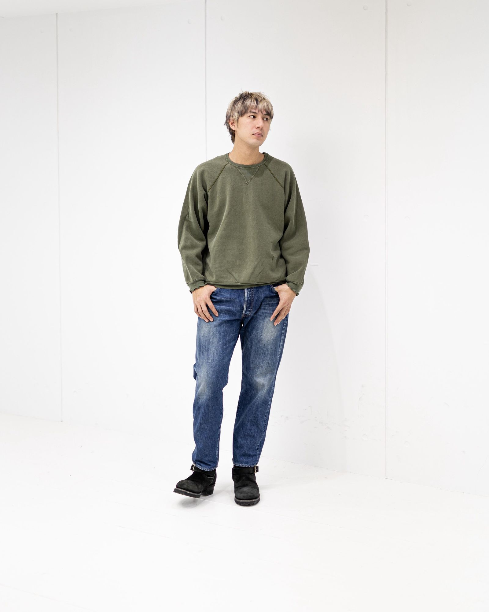 A.PRESSE Vintage Double V Sweatshirt 2月7日(土)新作発売！ | 7840