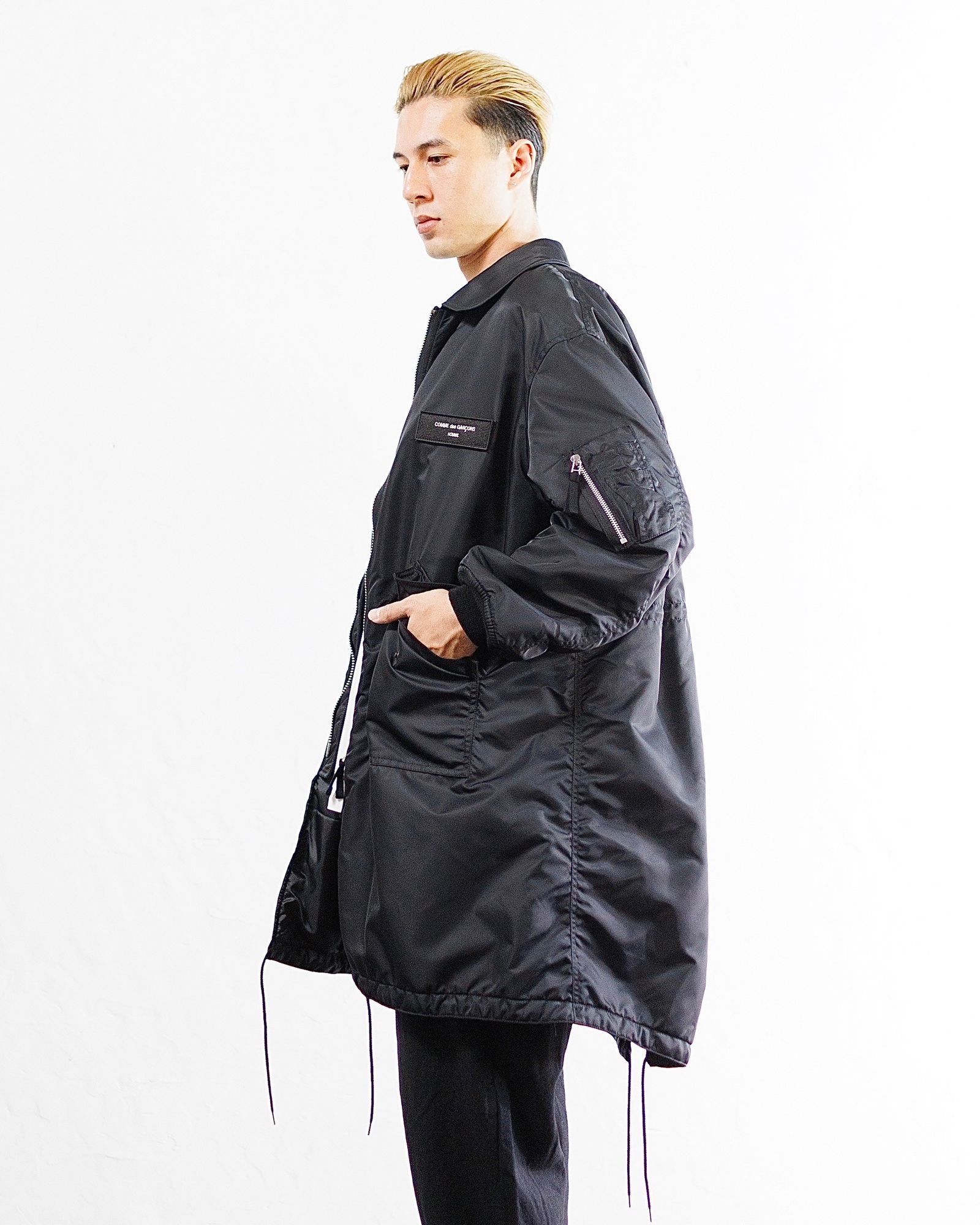 コムデギャルソン オム ナイロンツイルコート スタイル 新作発売