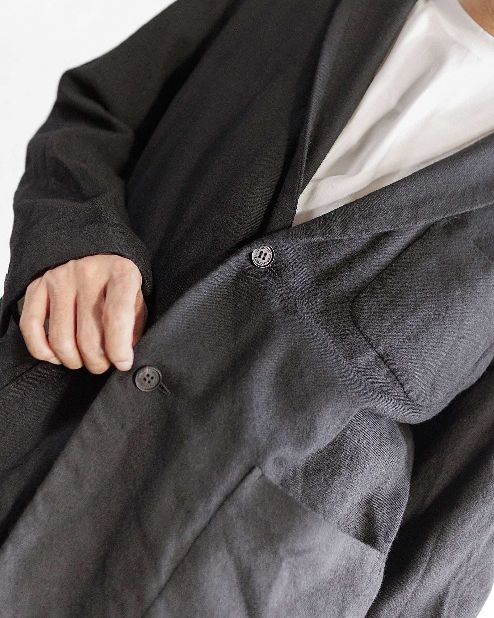 コムデギャルソン オム 縮絨ジャケット セットアップスタイル 新作発売