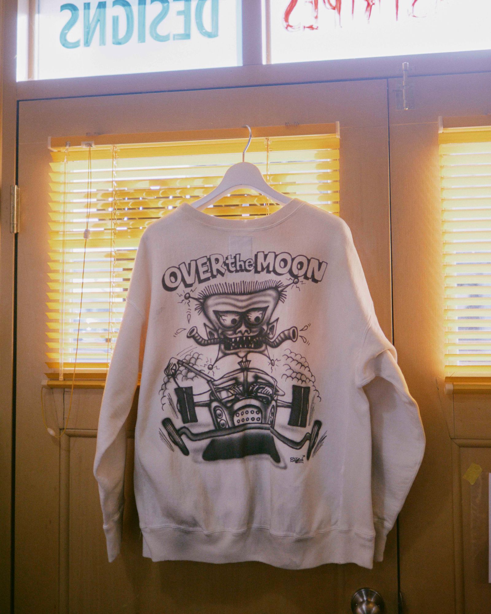 BOWWOW - BOW WOW バウワウ SKETCH APOLLO SWEATSHIRTS(BW242-SASS