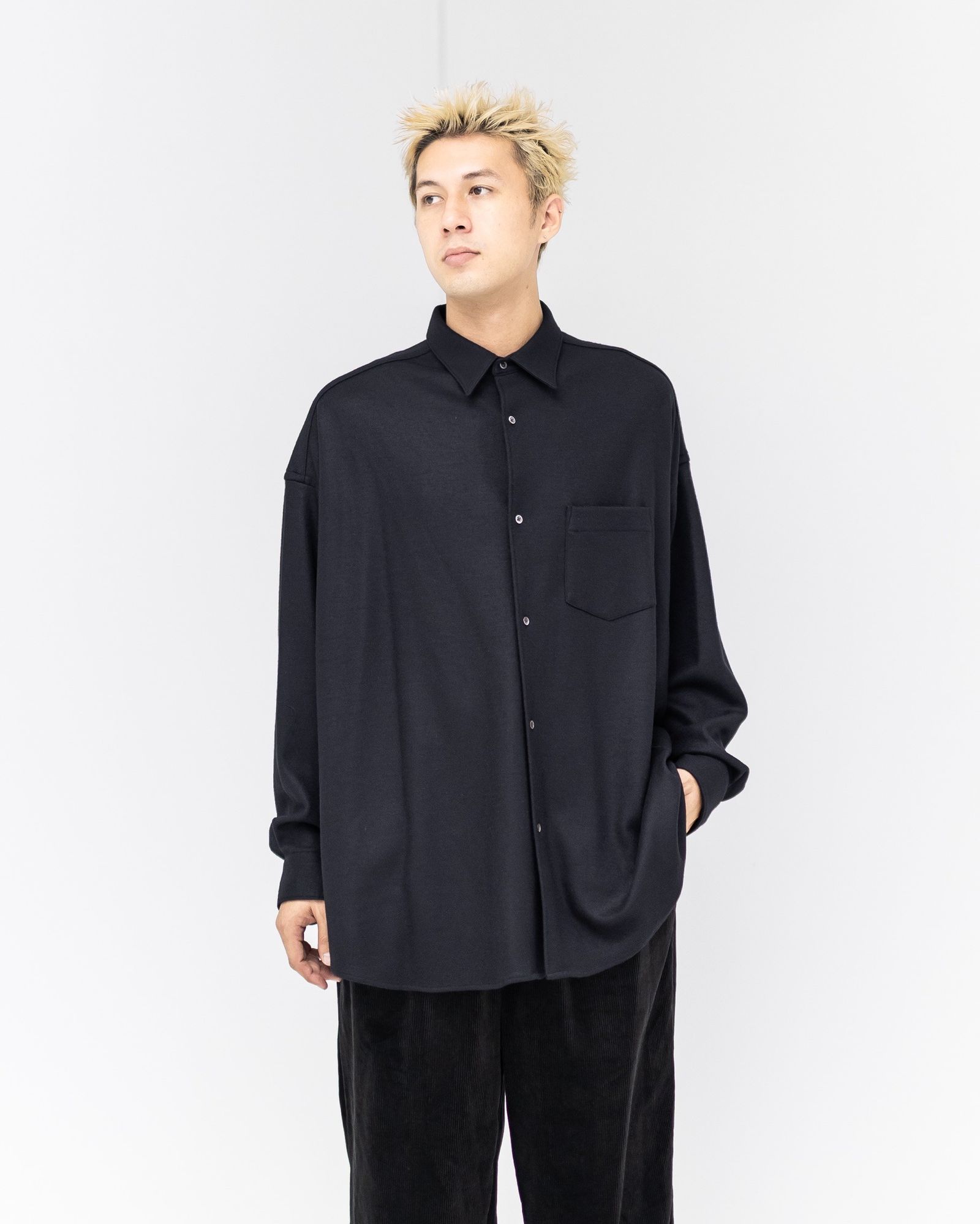 Graphpaper Wool Smooth Flannel Oversized Regular Collar Shirt 10月