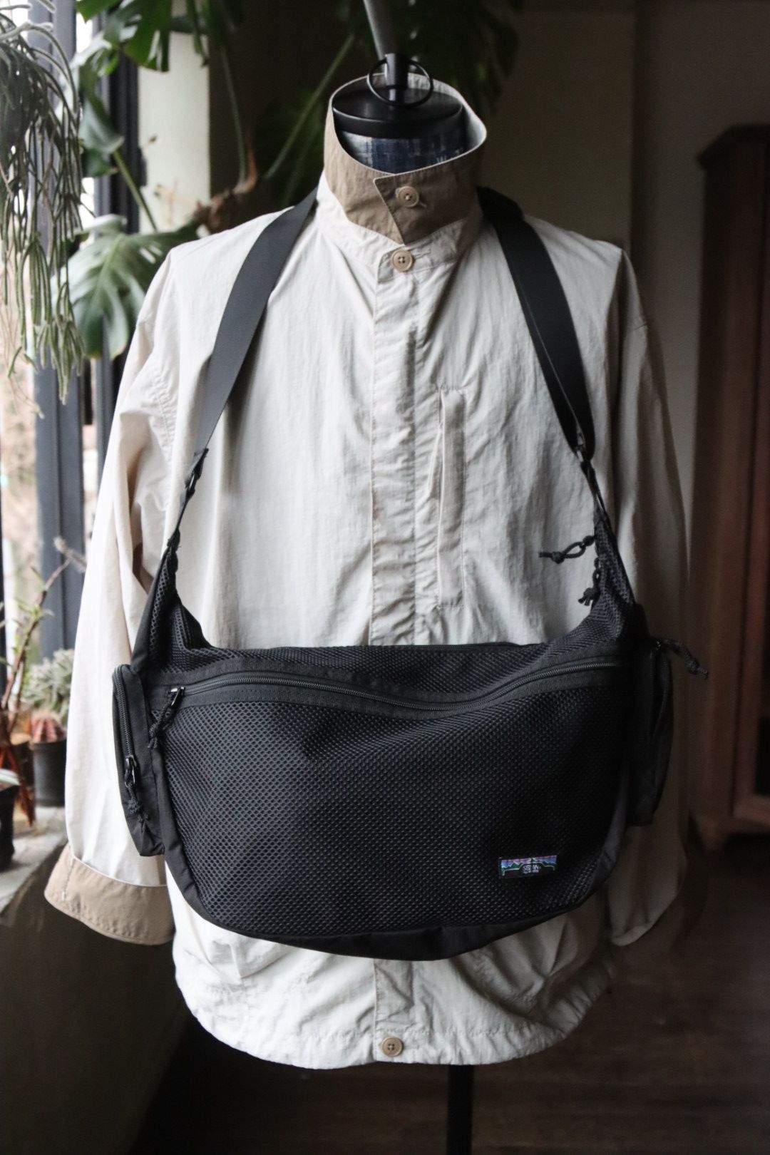 SEDAN ALL-PURPOSE - セダンオールパーパス SS24 Mesh Shoulder Bag