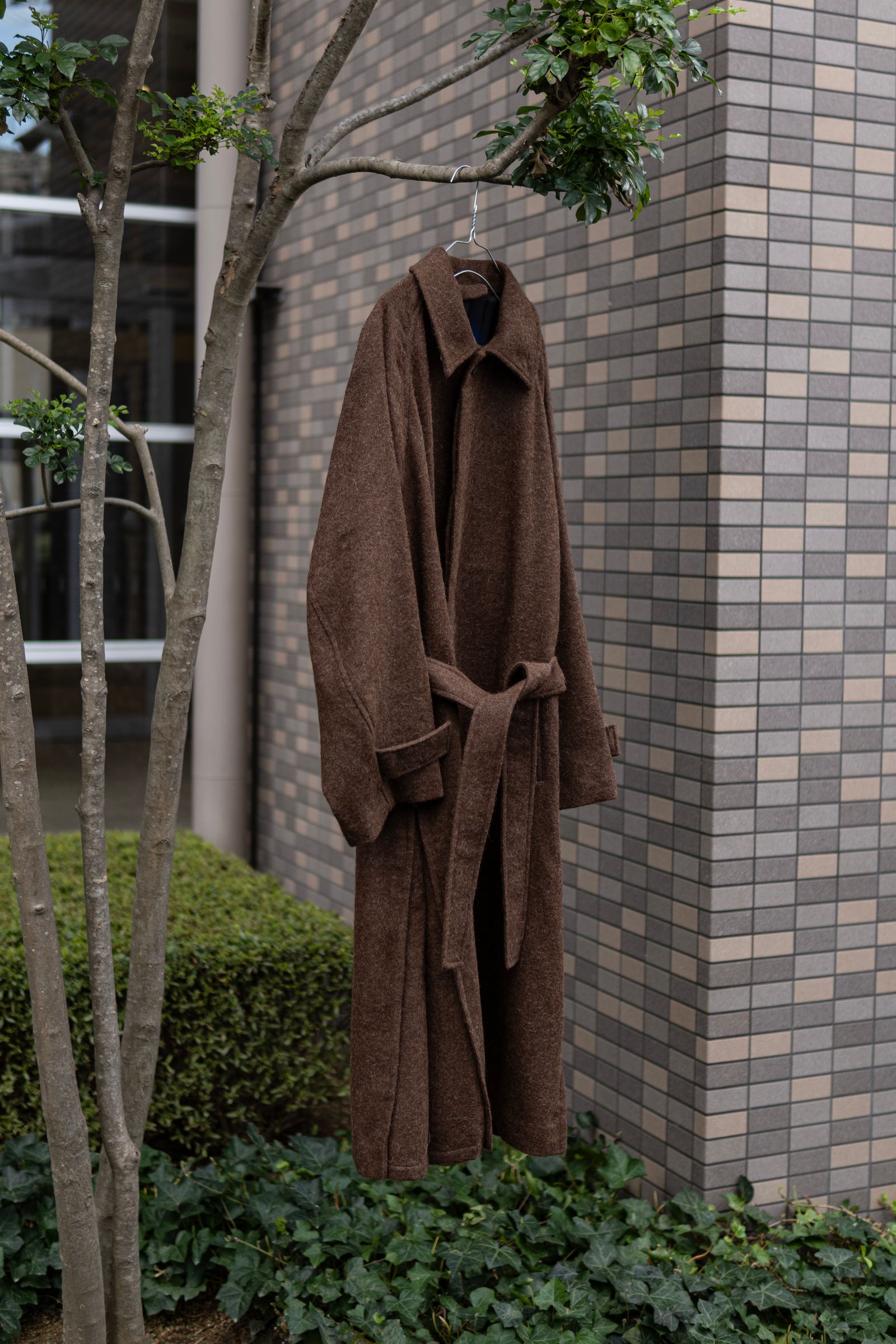Blanc YM - ALPACA OVERSIZE BALMACAN COAT / Natural Brown | Retikle