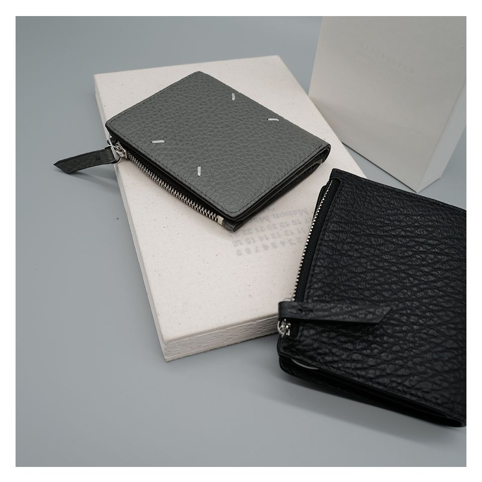 Maison Margiela - 4ステッチ フリップフラップ ウォレット <ブラック