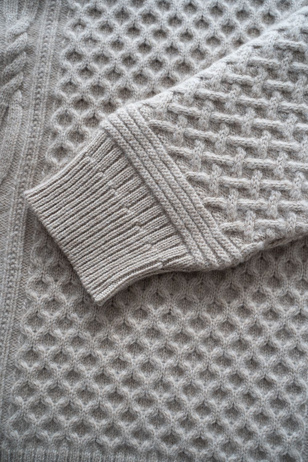 YASHIKI - 【ラスト1点】【22AW】Tokei Knit(IVORY) | Salty