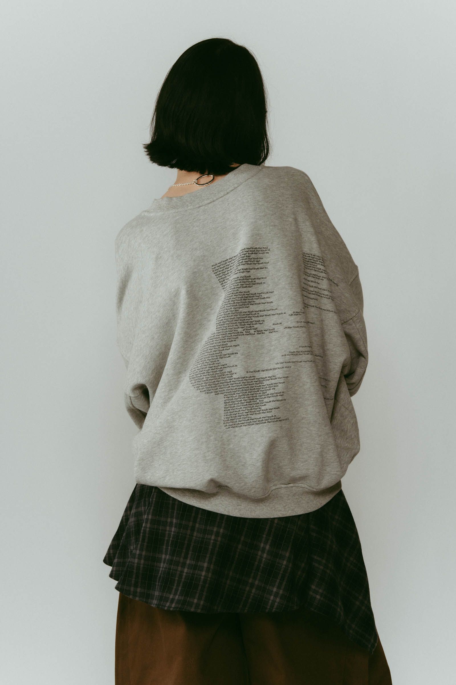 Knuth Marf - Kerror design sweat(unisex) (Gray) / Kエラーデザイン