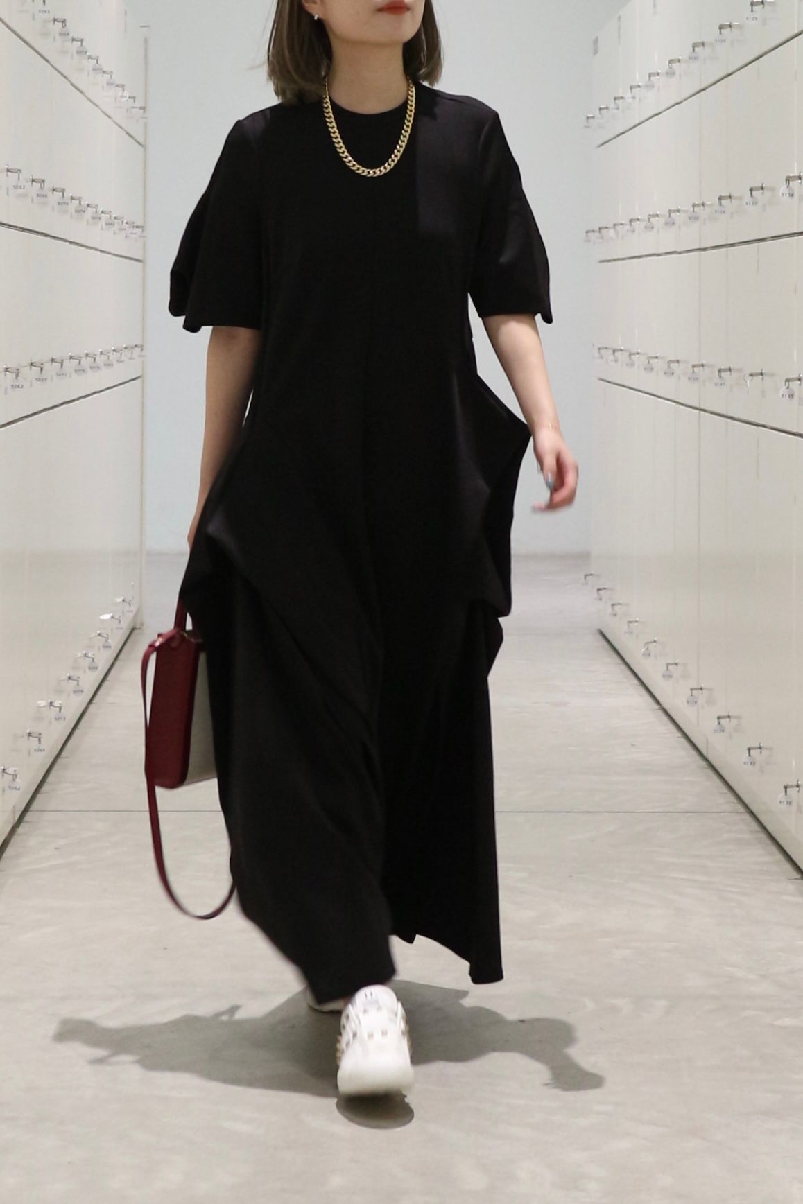 UN3D. - TRIANGLE TUCK OP / トライアングルタックワンピース