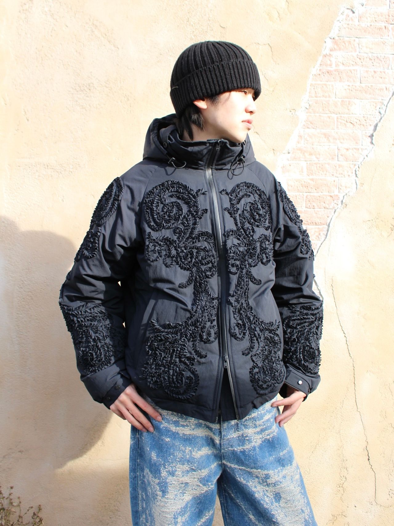 TAAKK - 【25AW】ダウンジャケット 刺繍 / DOWN JACKET / ブラック | STORY