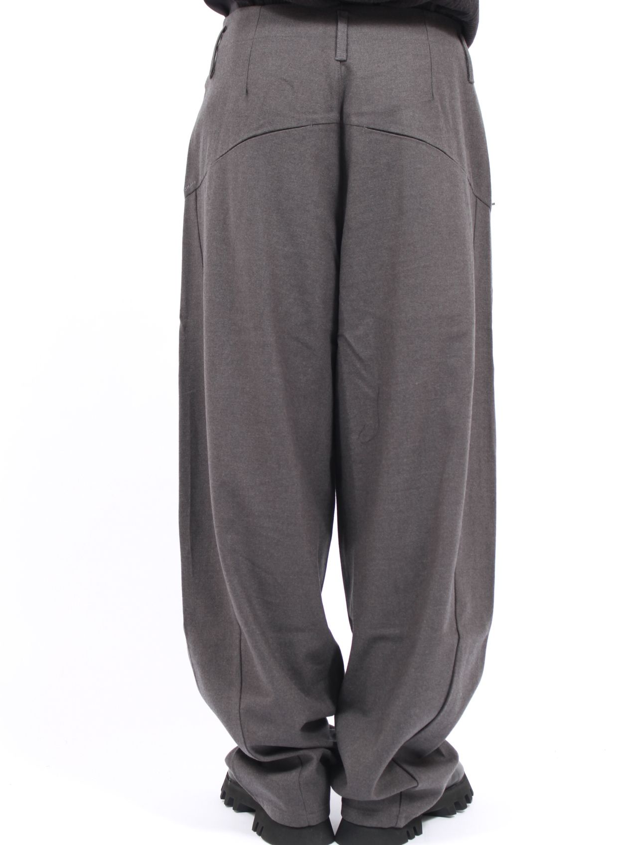 SAN SAN GEAR - 【25AW】ワイド パンツ / WIDE PANTS / チャコール | STORY