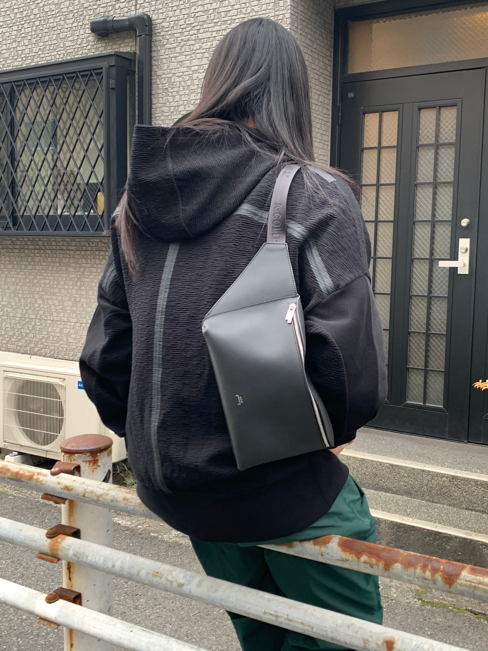 A-COLD-WALL* - 【20AW】レザー ジップボディーバッグ / Leather Body