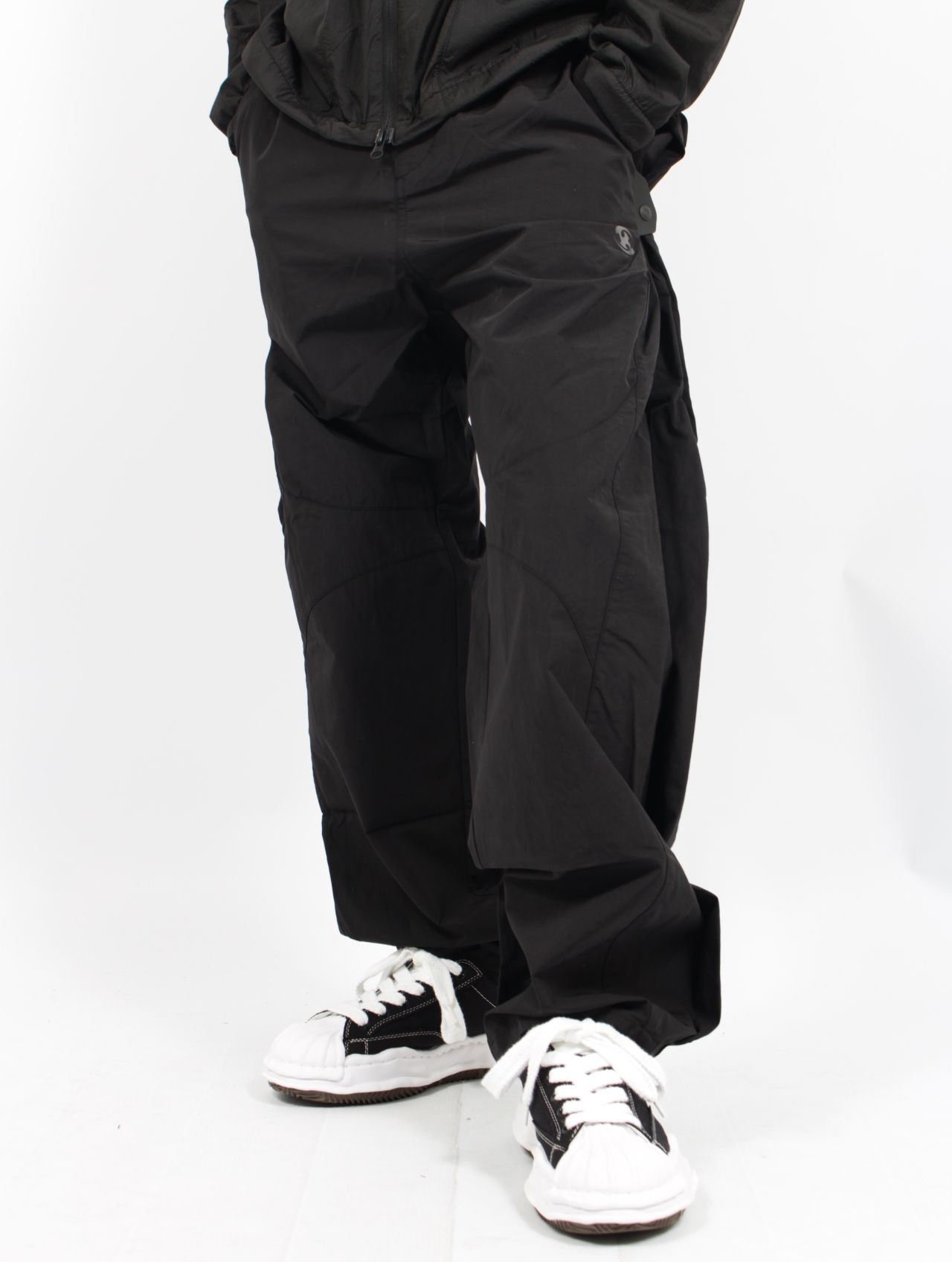 SAN SAN GEAR (サンサンギア) - ナイロンパンツ・トラックパンツ