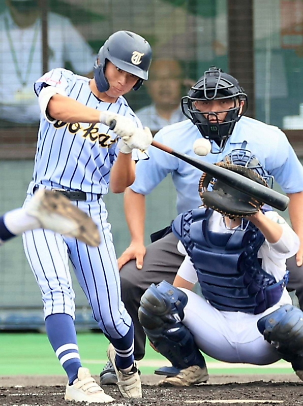 東海大諏訪、そつない攻撃 3試合連続のコールド勝ち 高校野球長野大会