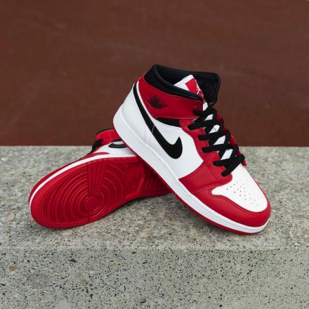 国内7月1日発売予定】ナイキ エアジョーダン 1 ミッド GS ホワイト