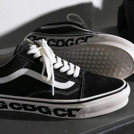 国内2月5日発売予定】CDG × バンズ オールドスクール ブラック